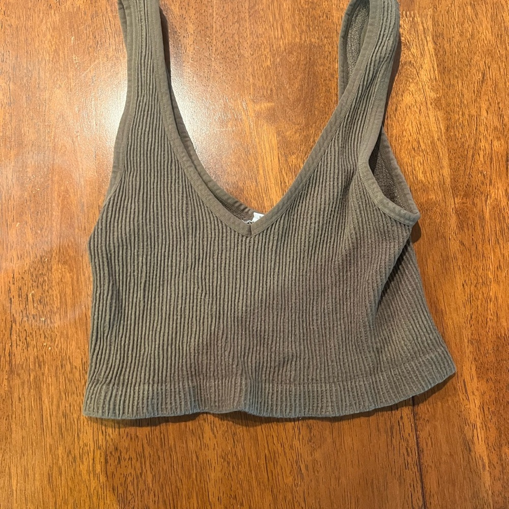 Forever 21 Green Sleeveless Cropped Tank Top with Ribbed Style